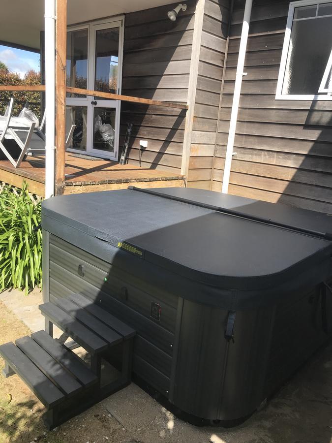 Pukeko Lodge Bnb New Plymouth Extérieur photo